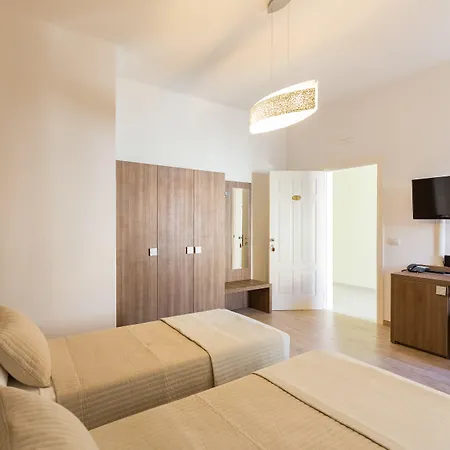 Bed and Breakfast Cavour 3*