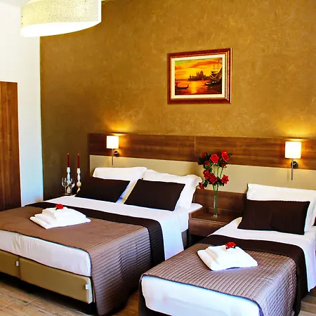 Bed and Breakfast Cavour 3*