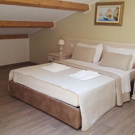 Cavour 3* Comacchio