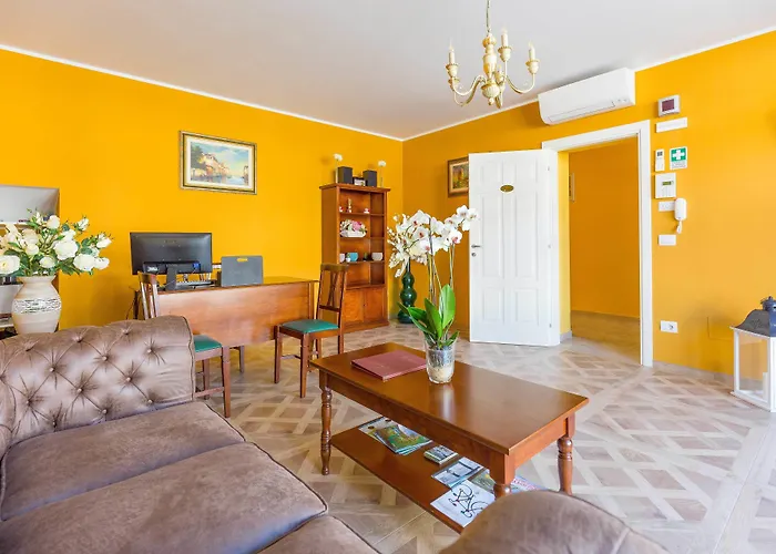 Cavour Bed & Breakfast 4*