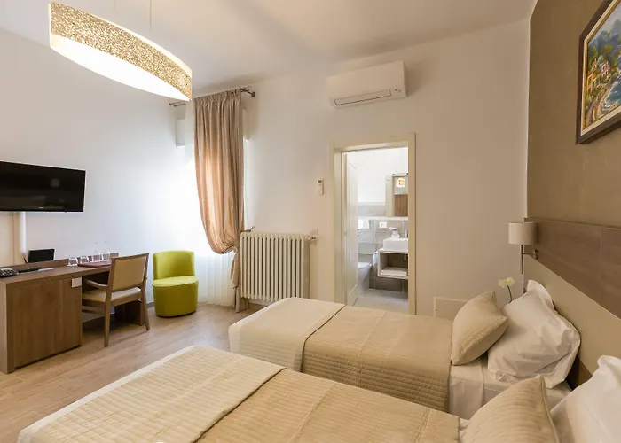 Cavour Комаккьо