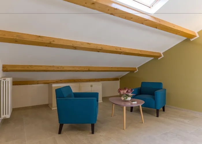 Cavour Bed & Breakfast 4*