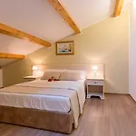 Cavour Panzió 4*