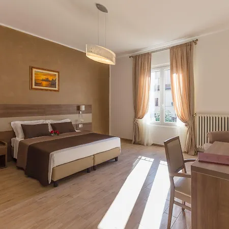 Oda ve Kahvaltı Cavour Comacchio