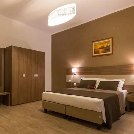 Cavour 4* 코마키오