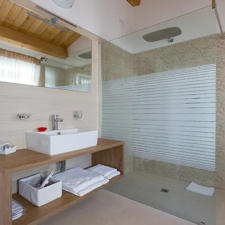 Cavour Bed & Breakfast 3*