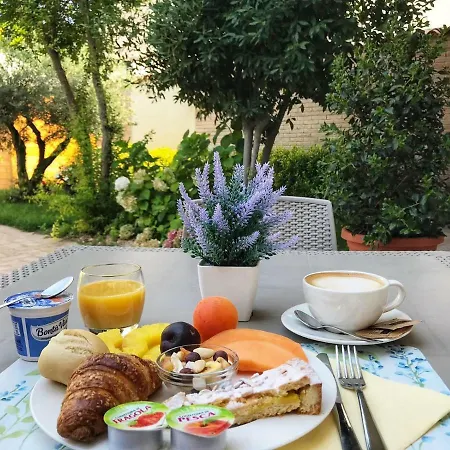 Cavour Bed & Breakfast 3*