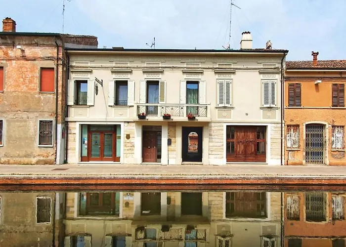Cavour 4* Comacchio