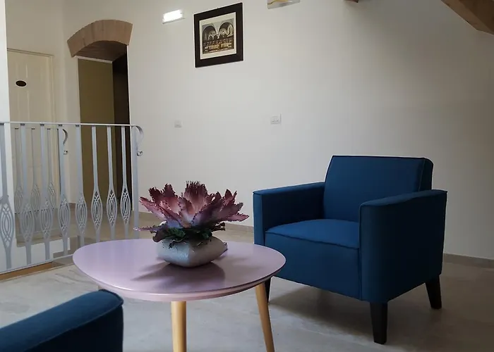 Cavour Bed & Breakfast